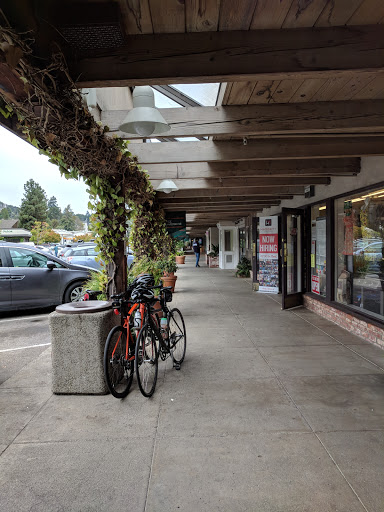 Shopping Mall «Carlmont Village Shopping Center», reviews and photos, 1049 Alameda de las Pulgas, Belmont, CA 94002, USA