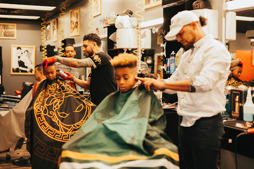 Barber Shop «Dream Team Barber Shop», reviews and photos, 7107 Turfway Rd, Florence, KY 41042, USA