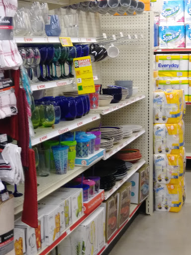 Dollar Store «FAMILY DOLLAR», reviews and photos, 3120 14th St, Plano, TX 75074, USA