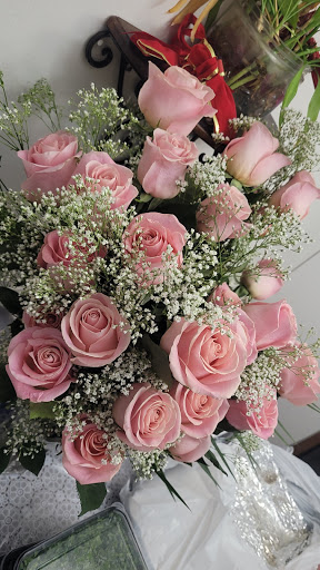 Florist «Century Flower Market», reviews and photos, 4701 W Century Blvd, Inglewood, CA 90304, USA