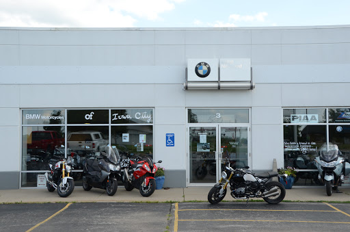 BMW Motorcycle Dealer «BMW Motorcycles of Iowa City», reviews and photos, 3 Escort Ln SW, Iowa City, IA 52240, USA