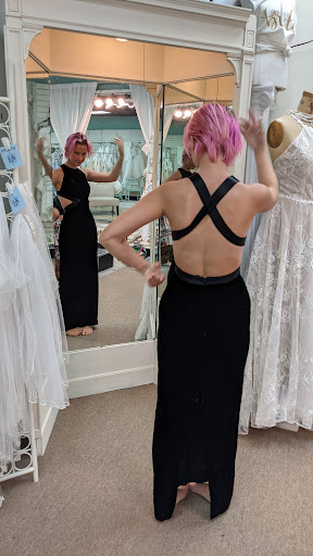 Bridal Shop «Newfangled Bride & Formals», reviews and photos, 829 W Main St, Salem, VA 24153, USA