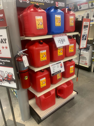 Home Improvement Store «Tractor Supply Co.», reviews and photos, 2300 N Woodland Blvd, DeLand, FL 32720, USA