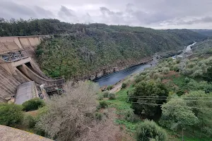 Dam Castelo de Bode image