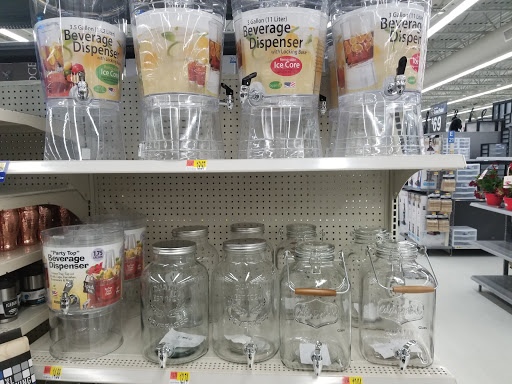 Discount Store «Walmart», reviews and photos, 55 Brooksby Village Way, Danvers, MA 01923, USA