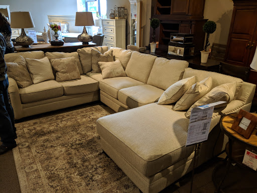 Furniture Store «Ashley HomeStore», reviews and photos, 925 Paterson Plank Rd, Secaucus, NJ 07094, USA