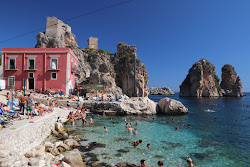Spiaggia Tonnara Di Scopello'in fotoğrafı ve yerleşim