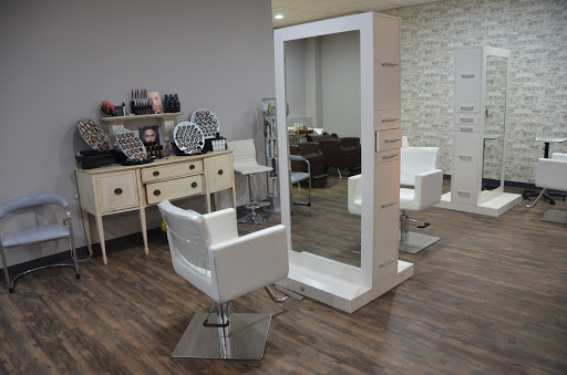 Beauty Salon «Ambellish Salon», reviews and photos, 209 N 13th St, Marshalltown, IA 50158, USA