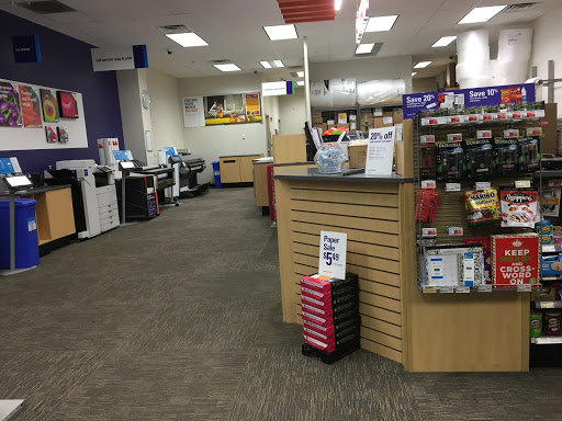 Print Shop «FedEx Office Print & Ship Center», reviews and photos, 61 Drum Hill Rd, Chelmsford, MA 01824, USA
