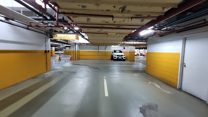 台北君悦酒店地下停车场