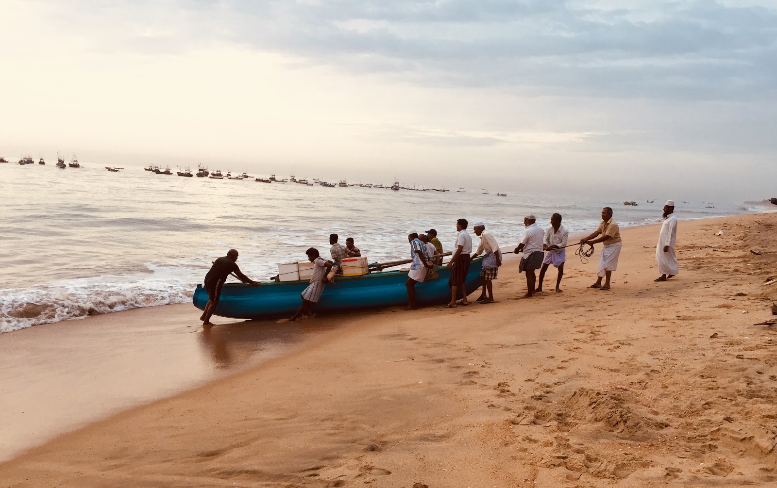 Sainthamaruthu Beach'in fotoğrafı çok temiz temizlik seviyesi ile