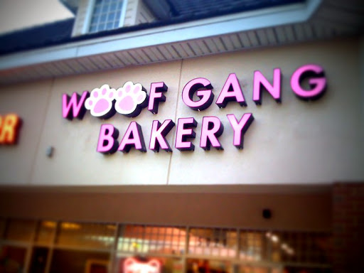 Pet Store «Woof Gang Bakery & Grooming Orlando», reviews and photos, 5012 Dr Phillips Blvd, Orlando, FL 32819, USA