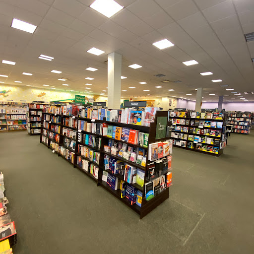 Book Store «Barnes & Noble», reviews and photos, 3561 N Freeway Blvd, Sacramento, CA 95834, USA