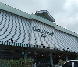 Gourmet Cafe Dewi Sri photo