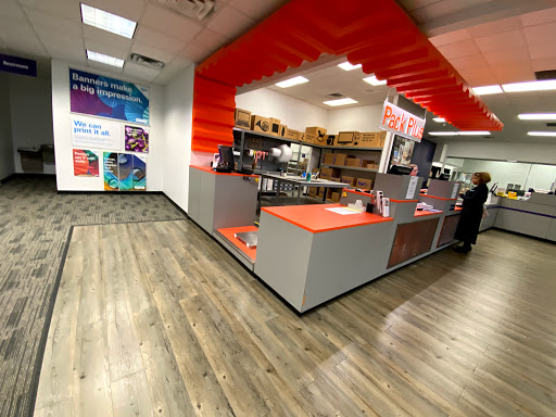 Print Shop «FedEx Office Print & Ship Center», reviews and photos, 10236 W Broad St, Glen Allen, VA 23060, USA