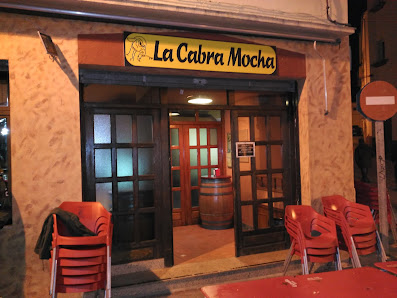 La Cabra Mocha Restaurante C. Rda. Sur, 124, 10460 Losar de la Vera, Cáceres, España