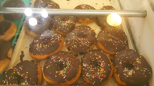 Donut Shop «Donut Mill», reviews and photos, 310 E Midland Ave, Woodland Park, CO 80863, USA