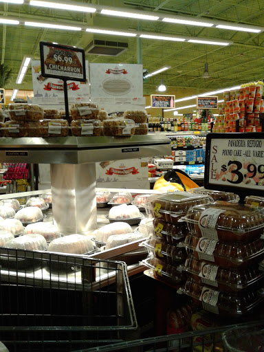 Produce Market «Cermak Fresh Market», reviews and photos, 7220 S Cicero Ave, Chicago, IL 60629, USA