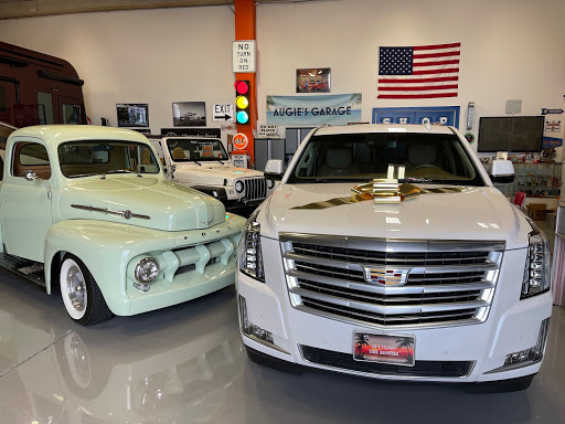 Cadillac Dealer «AutoNation Cadillac West Palm Beach», reviews and photos, 2101 45th St, West Palm Beach, FL 33407, USA