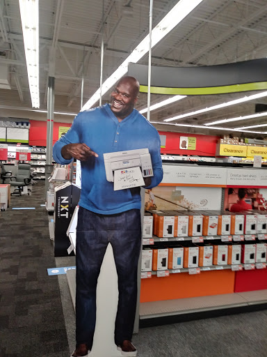 Office Supply Store «Staples», reviews and photos, 270 Upland Square Dr, Pottstown, PA 19464, USA