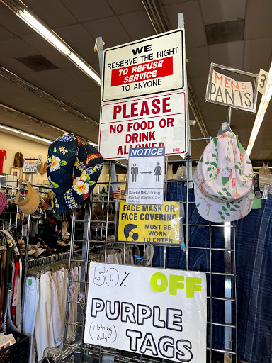 Thrift Store «Universal Thrift Store», reviews and photos, 18248 Sherman Way, Reseda, CA 91335, USA