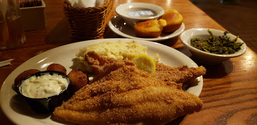 American Restaurant «Cracker Barrel Old Country Store», reviews and photos, 80 Alamo Dr, London, KY 40741, USA