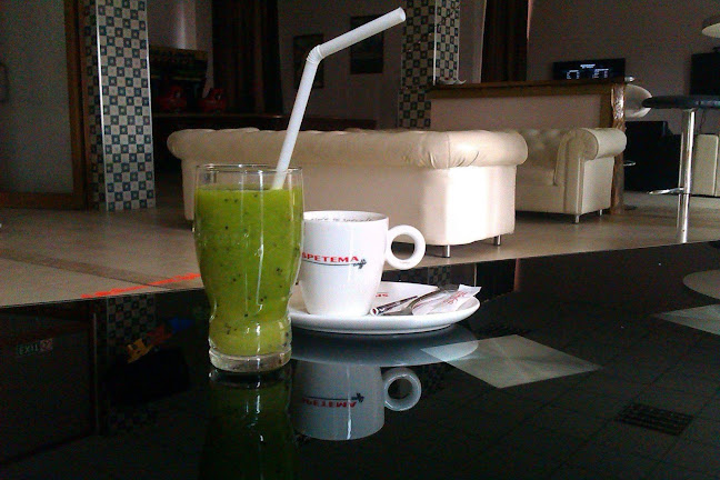 Opinii despre Galaxy cafe-club în Хасково - Бар