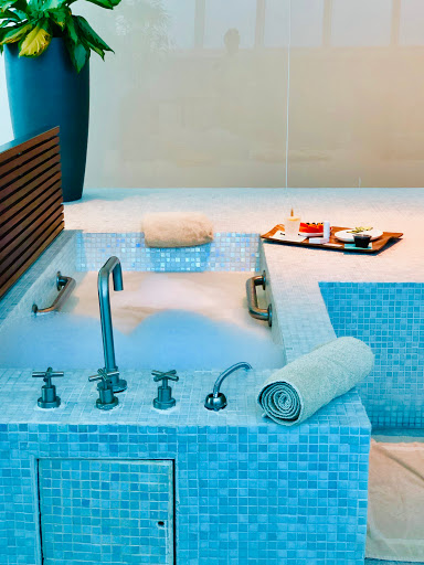 Day Spa «Lapis, Spa at Fontainebleau», reviews and photos, 4441 Collins Ave, Miami Beach, FL 33140, USA