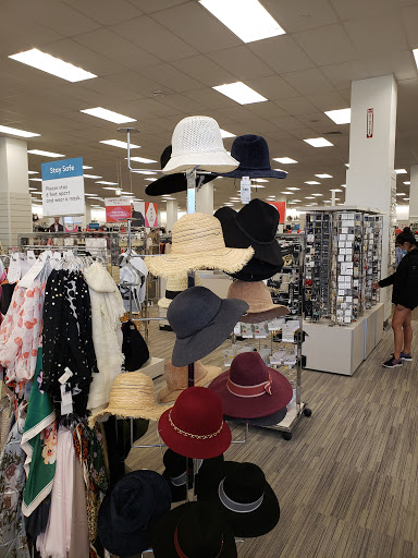 Department Store «Nordstrom Rack Perimeter Expo», reviews and photos, 1201 Hammond Dr NE, Dunwoody, GA 30346, USA