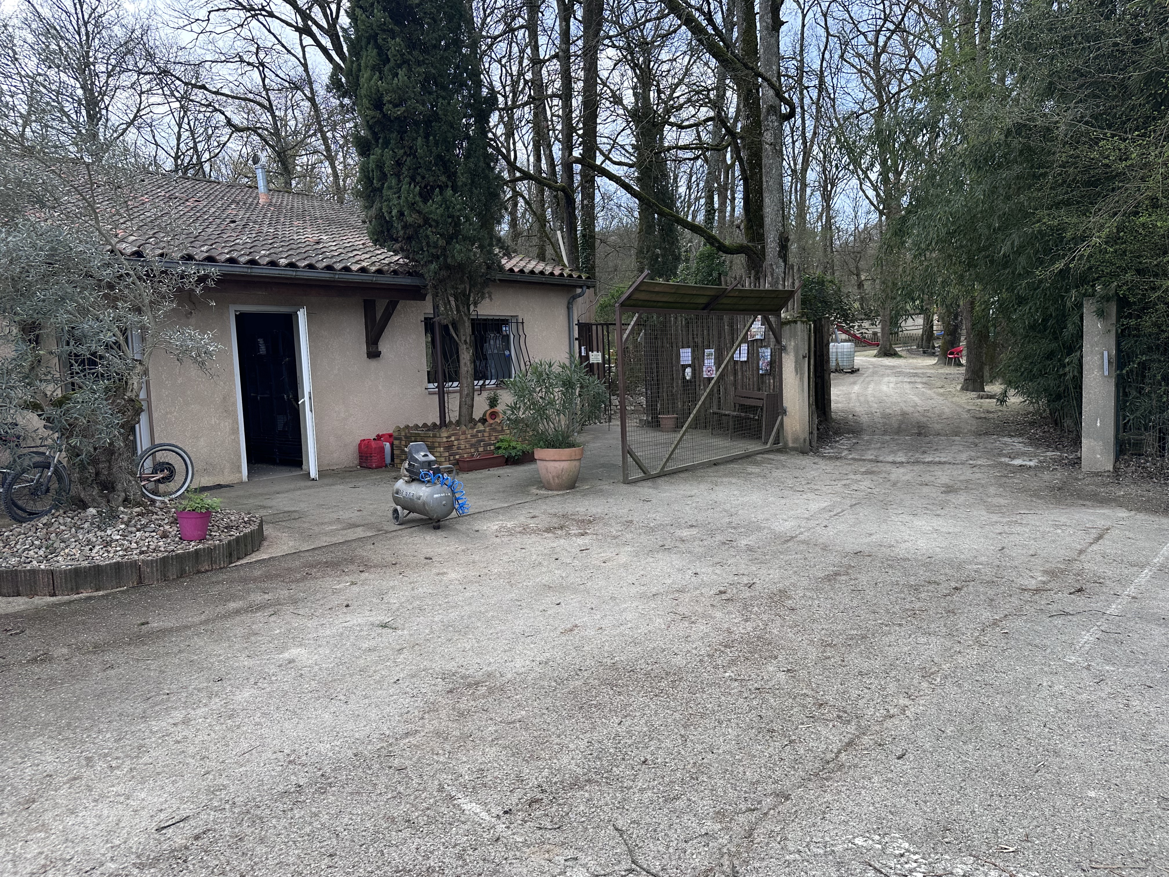Photo n° 1 de l'avis de Victoria. fait le 25/03/2023 à 17:18
