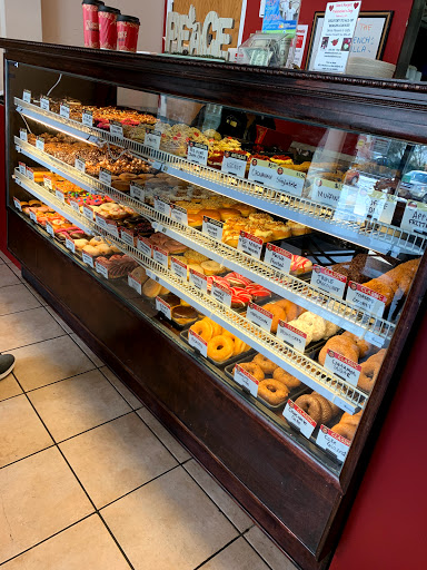 Coffee Shop «Glaze Donuts», reviews and photos, 358 River Rd, New Milford, NJ 07646, USA