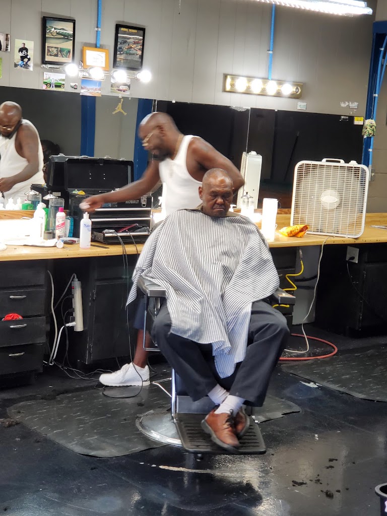 B & B Barber Shop 27573
