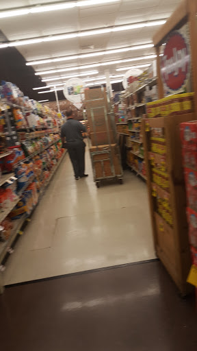Supermarket «Hughes Market Basket», reviews and photos, 212 N 27th St, Nederland, TX 77627, USA
