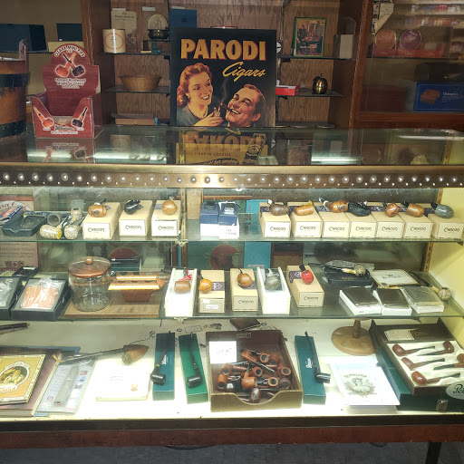 Tobacco Shop «Maison Edwards Tobacconist», reviews and photos, 328 S State St, Ann Arbor, MI 48104, USA