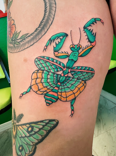 Explore awesome finger tattoo ideas, creative tattoo ideas in Albuquerque, available at Holy Fool Tattoo Club