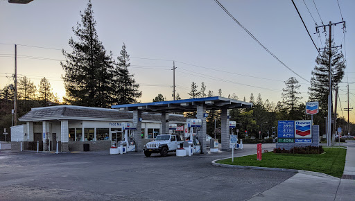 Gas Station «Chevron», reviews and photos, 2300 Homestead Rd, Los Altos, CA 94024, USA