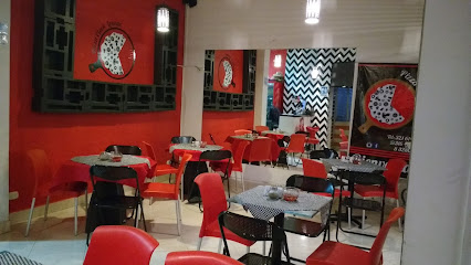 Pizza Clock Lounge - Carrera #10, Popayán, Cauca, Colombia