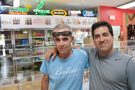 Liquor Store «Las Americas Liquor Store», reviews and photos, 4291 Palm Ave, Hialeah, FL 33012, USA