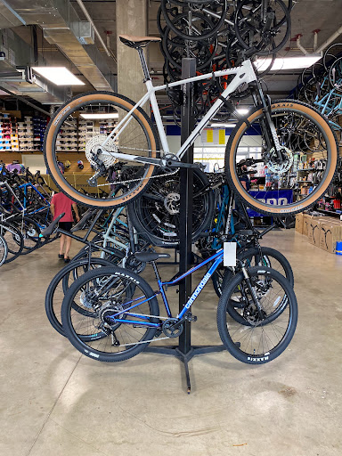 Bicycle Store «Playtri Cycling», reviews and photos, 6800 Windhaven Pkwy #137, The Colony, TX 75056, USA