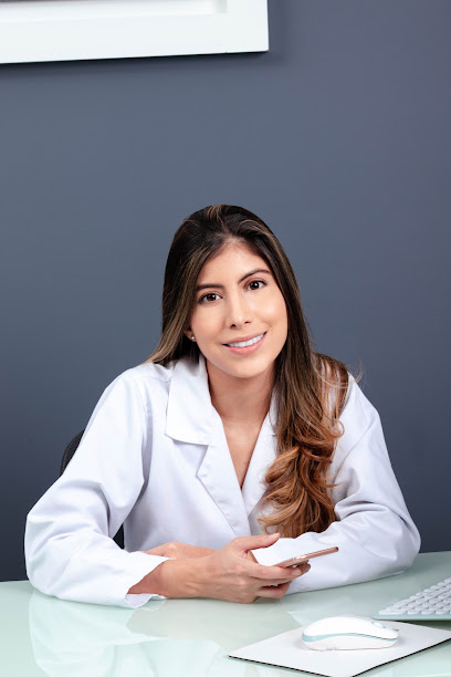 Dra. Paola Andrea Tejeda Dermatóloga