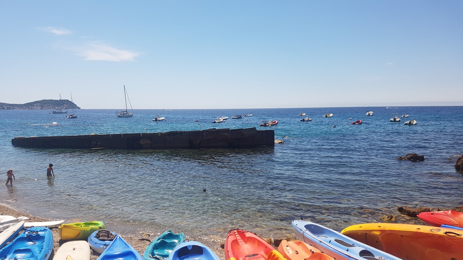Foto von Plage le Pin de Galle und die siedlung