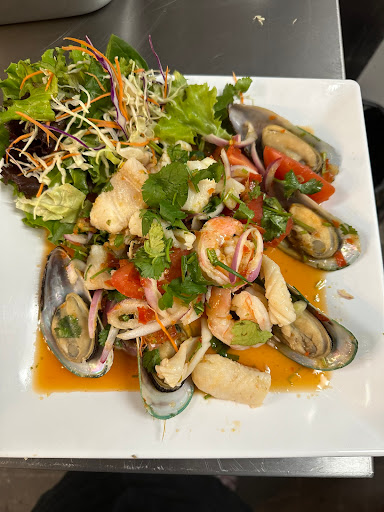 Thai Hut Oceanside image