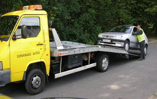 Photo 1 - Auto Pièces Réemploi Coubron APRC