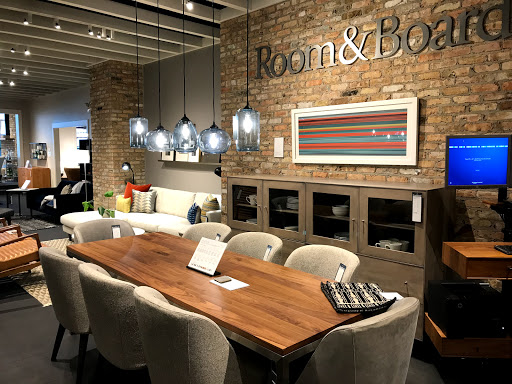 Furniture Store «Room & Board», reviews and photos, 55 E Ohio St, Chicago, IL 60611, USA