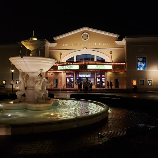 Movie Theater «Regal Cinemas Phillips Place 10», reviews and photos, 6911 Phillips Pl Ct, Charlotte, NC 28210, USA