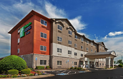 Holiday Inn Express & Suites Jenks, an IHG Hotel