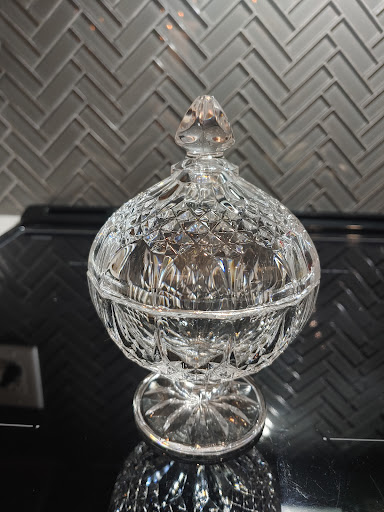 Thrift Store «World Treasures Thrift Shop», reviews and photos, 301 N Walnut St, Hagerstown, MD 21740, USA