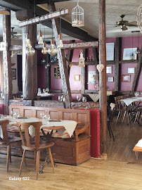 Atmosphère du Restaurant de spécialités alsaciennes Restaurant Aux 3 Roses EPFIG - n°4