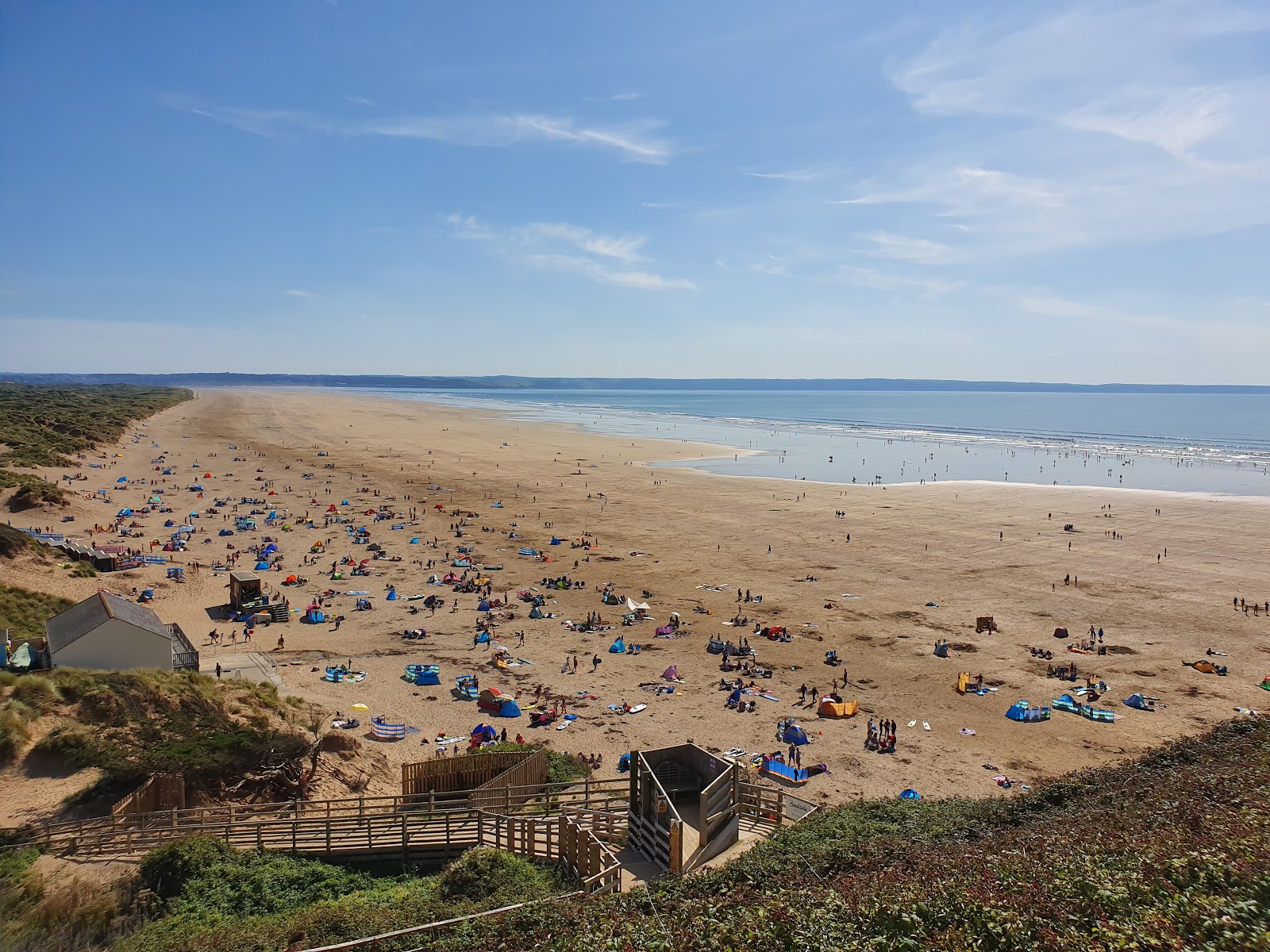 Fotografija Saunton Sands z rjavi pesek površino