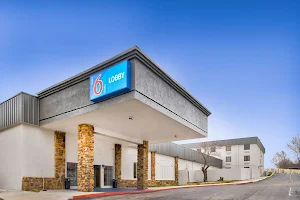 Motel 6 Bartlesville OK image